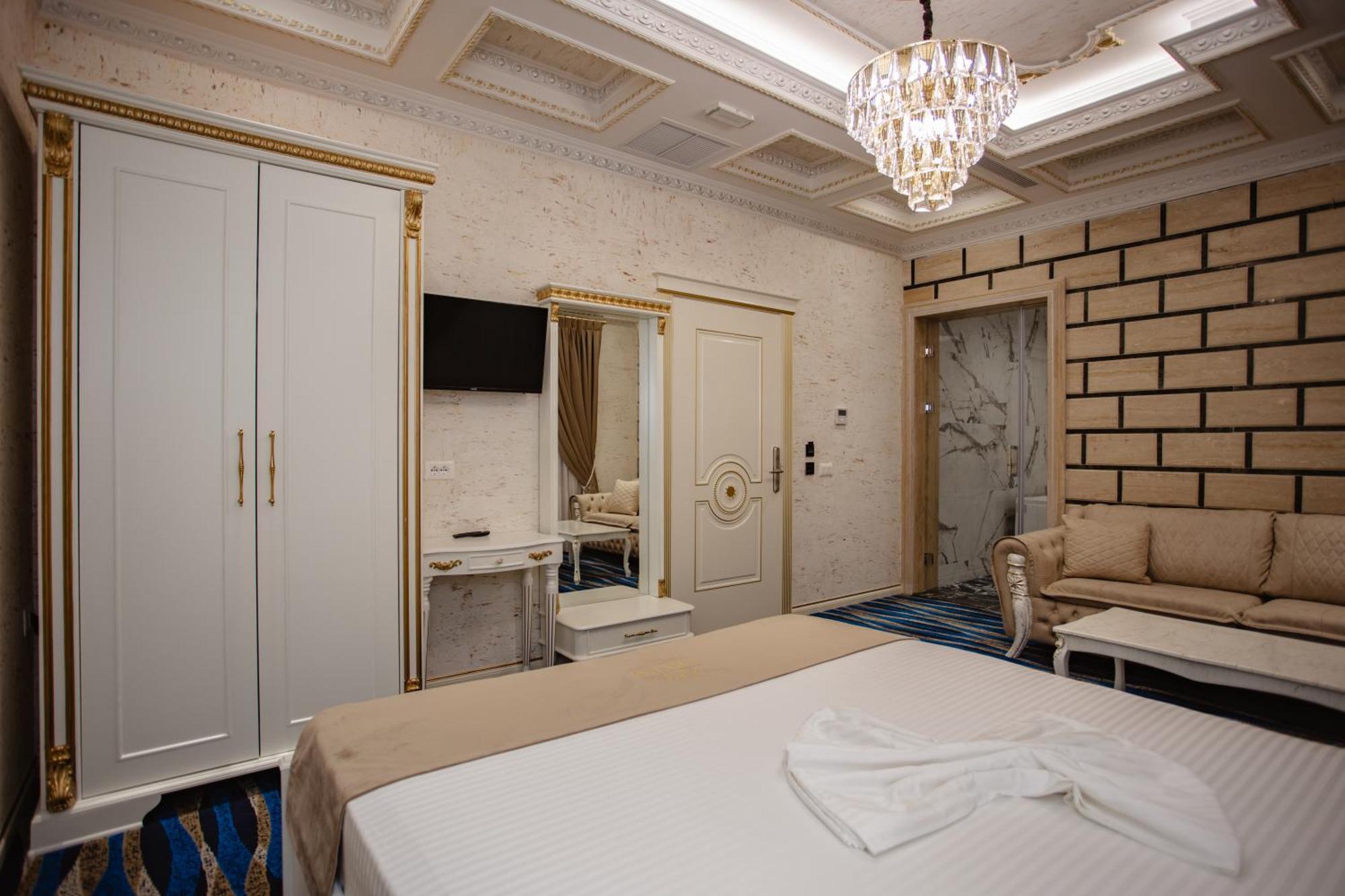 Ervini Boutique Hotel Shkoder Ngoại thất bức ảnh