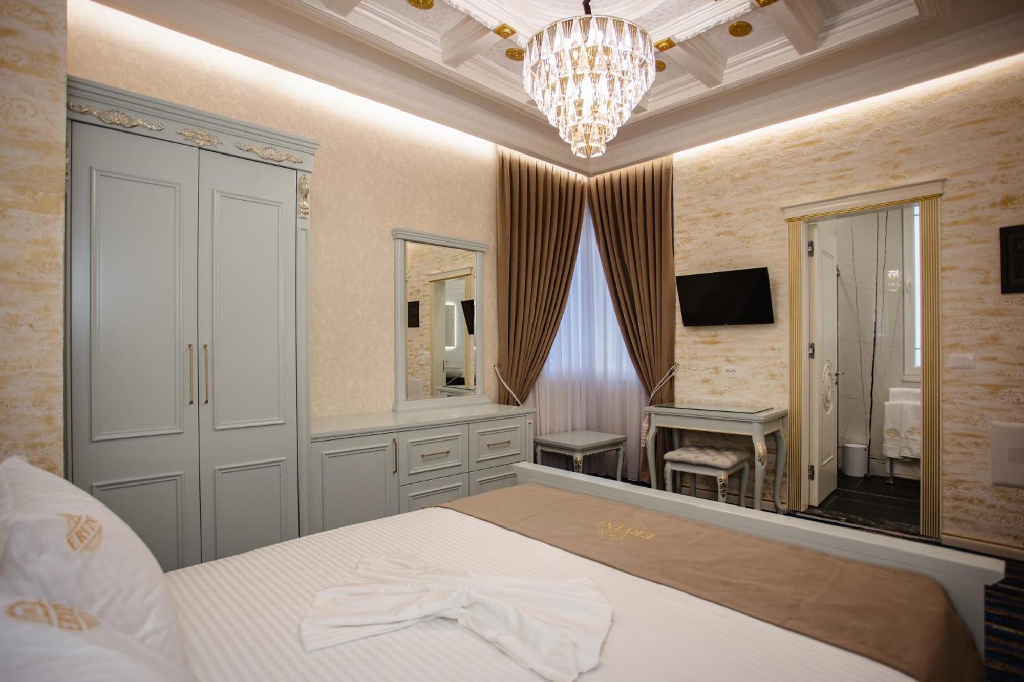 Ervini Boutique Hotel Shkoder Ngoại thất bức ảnh