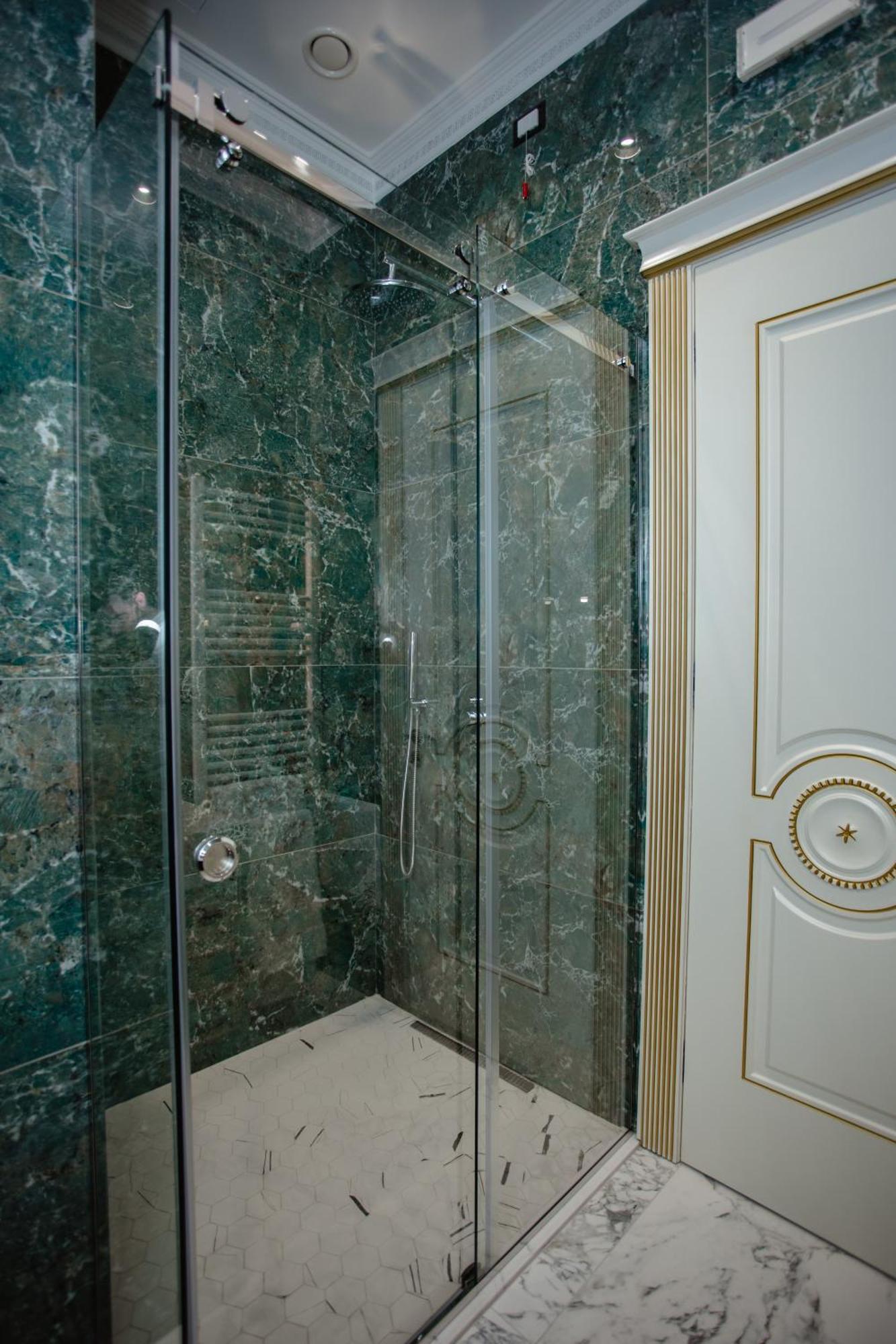 Ervini Boutique Hotel Shkoder Ngoại thất bức ảnh